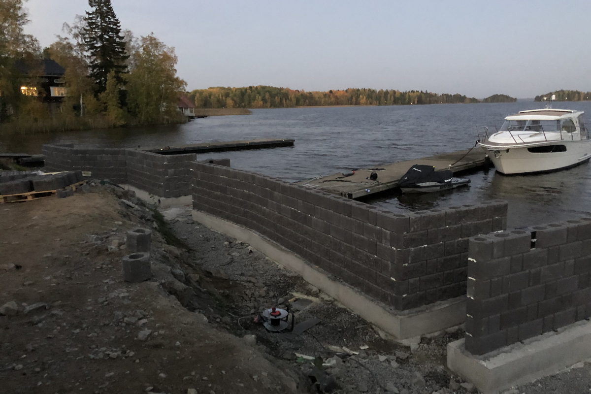 retaining wall 1